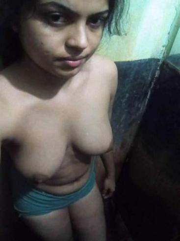 Very beautiful desi girl boobs pics all nude pics album (2)