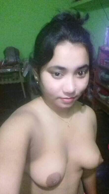 nude boobs pics