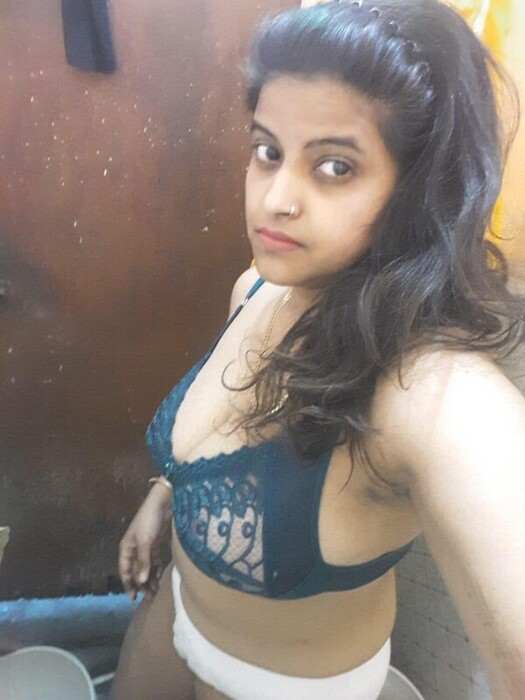 Very beautiful big boobs bhabi nude images all nude pics (1)