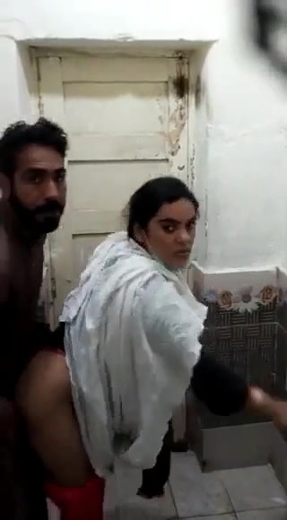 Paki sexy lover couple pak porn videos fucking outdoor caught